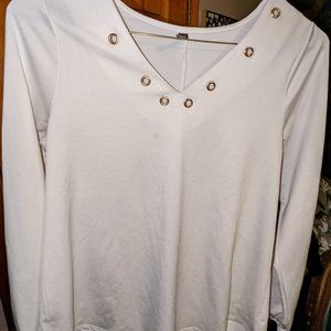 *Ladies White Massini Top With Eyelets Size Small*